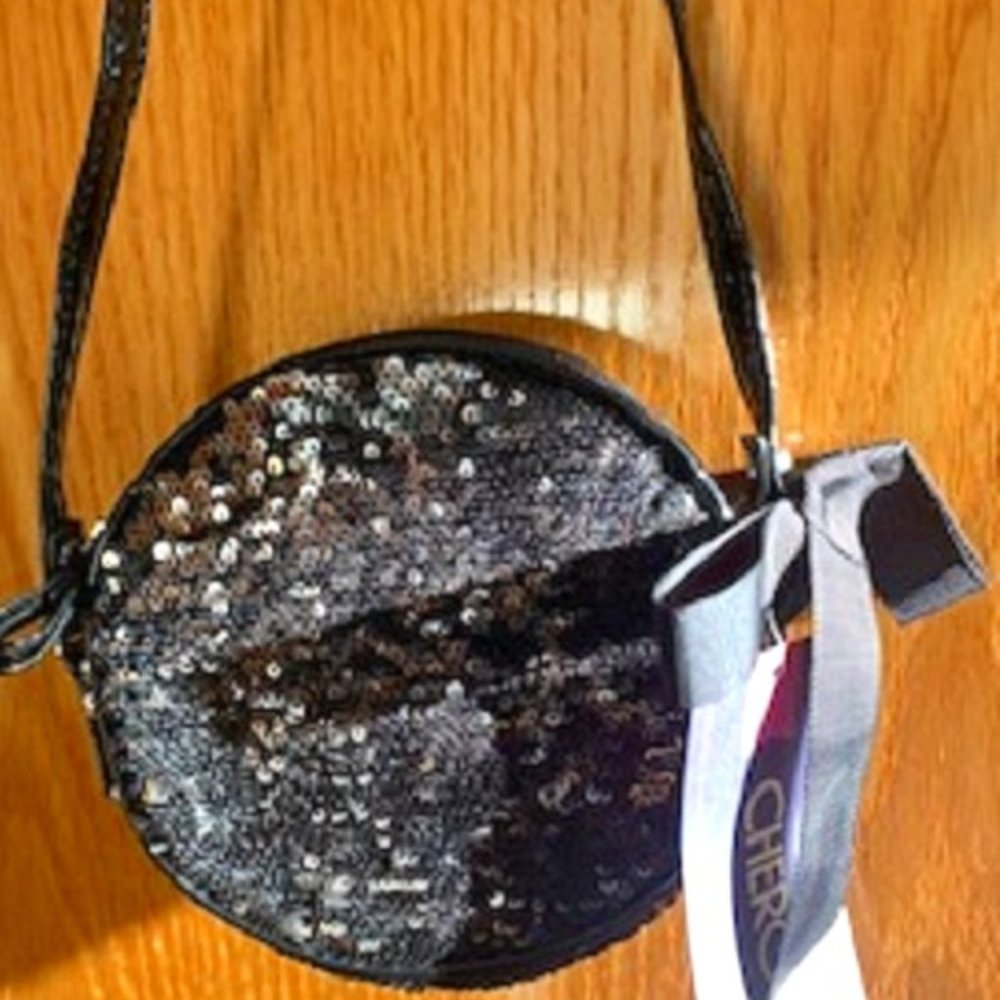 NWT Cherokee Glitter Round Circle Crossbody Bag / Purse with a Bow